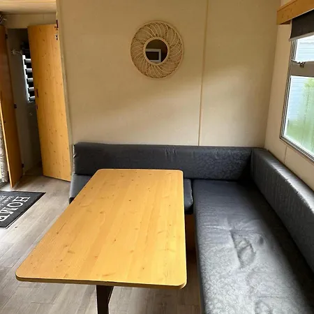 Mobil-home A Quelques Metres Du D'aiguebelette Campsite
