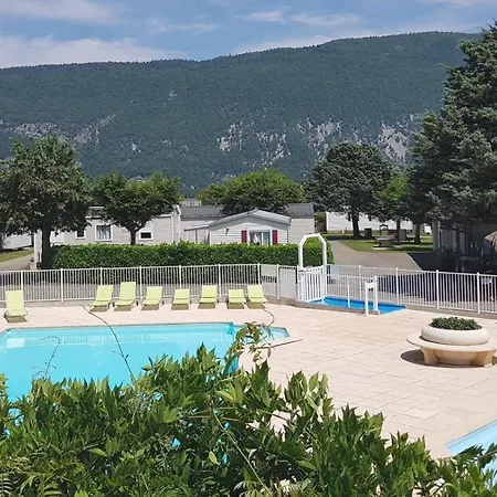 Campsite Mobil-home A Quelques Metres Du D'aiguebelette Novalaise